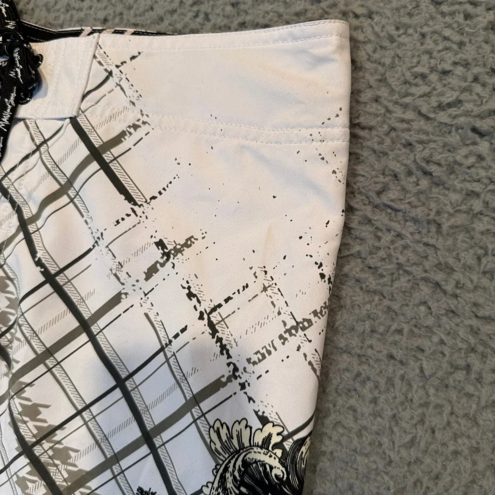 Maui and Sons brand maui